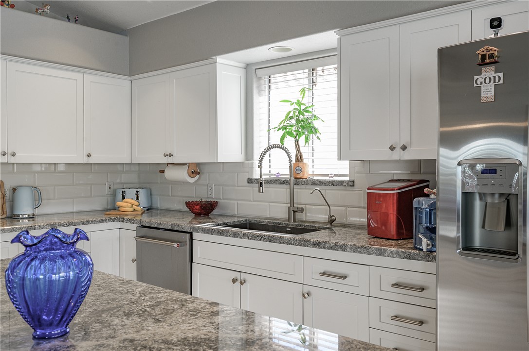 1811 Riverside Drive