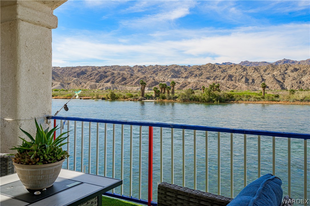 1811 Riverside Drive