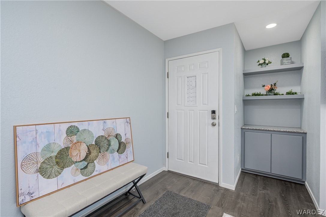 1800 Clubhouse Drive Unit F62