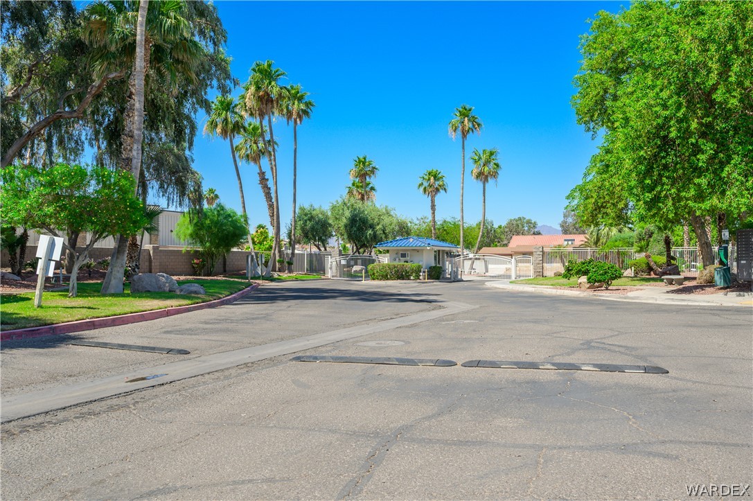 1800 Clubhouse Drive Unit F62