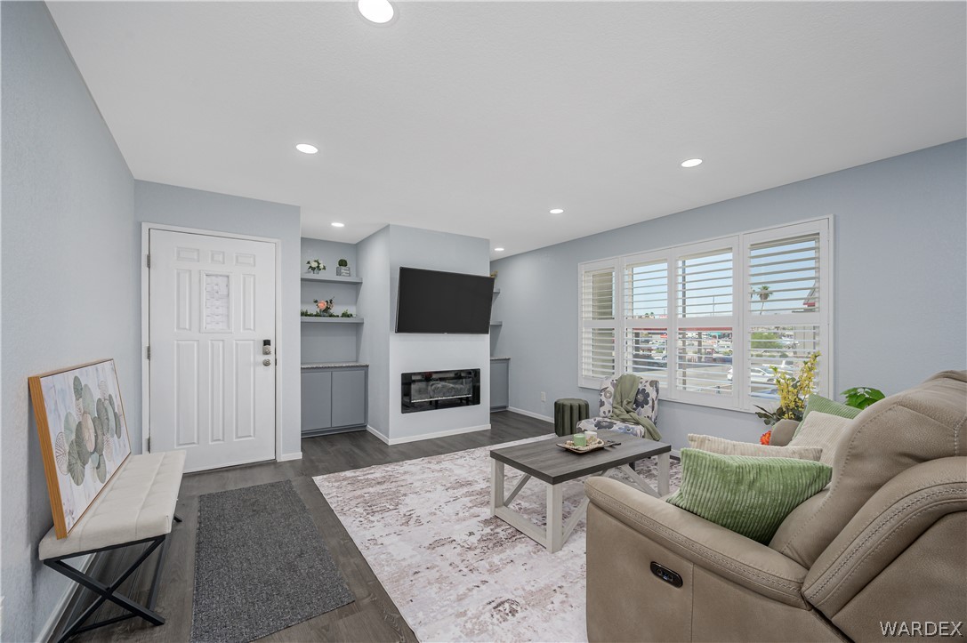 1800 Clubhouse Drive Unit F62