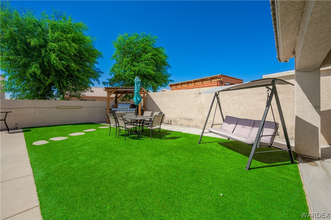 1951 E Pyramid Lake Place