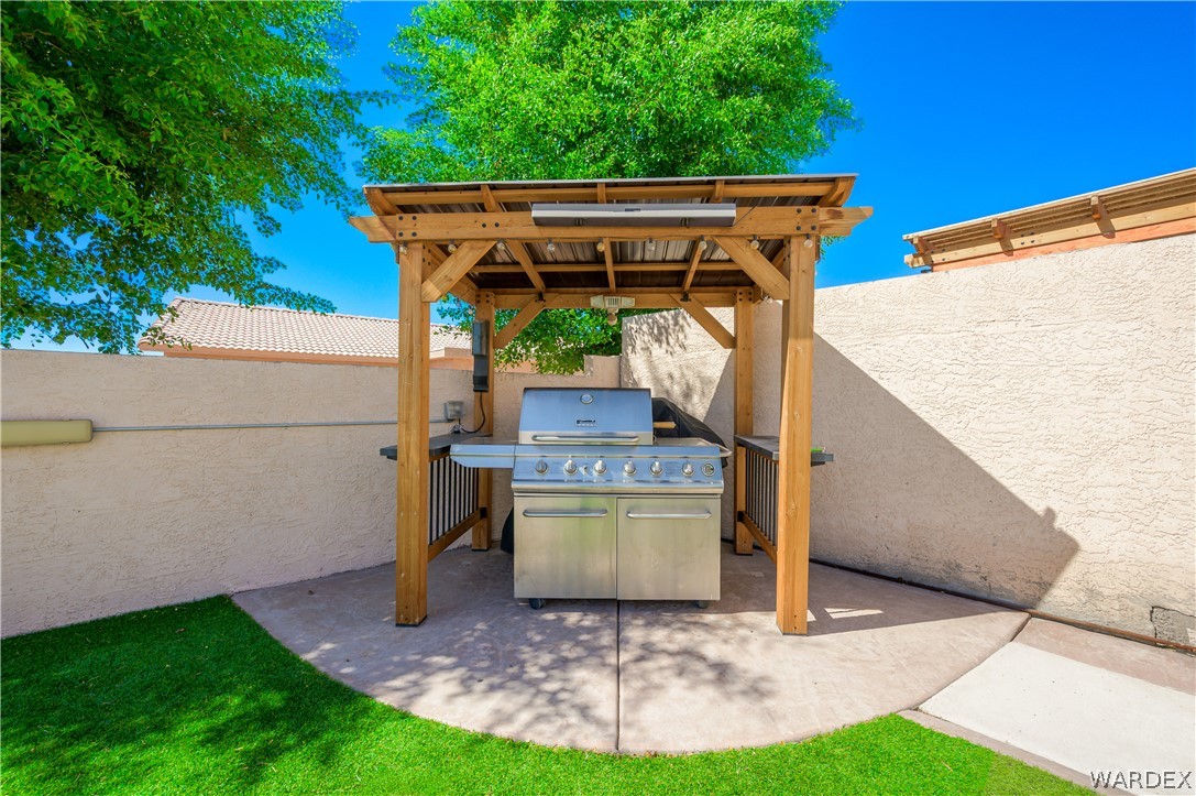 1951 E Pyramid Lake Place