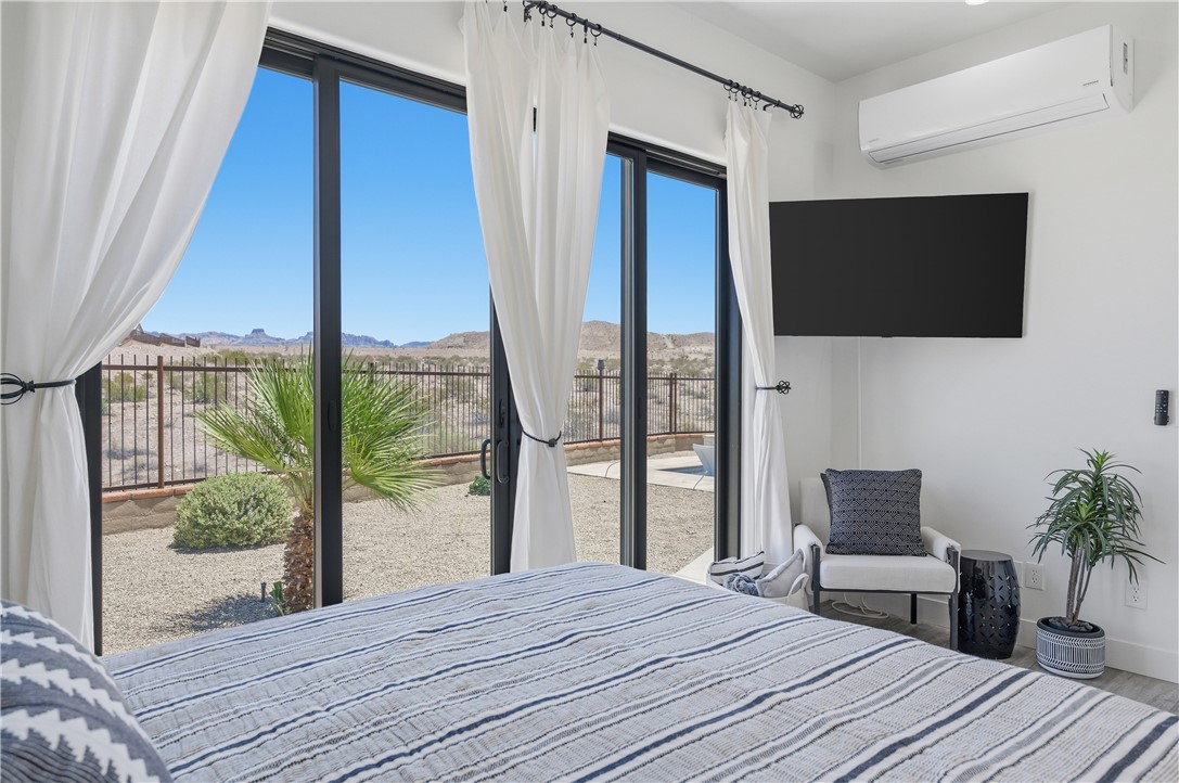 2717 Port Isabel Way