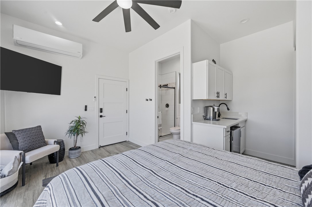 2717 Port Isabel Way