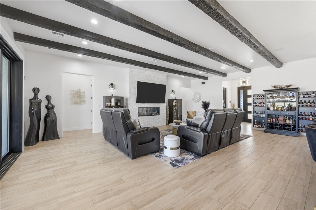 2717 Port Isabel Way