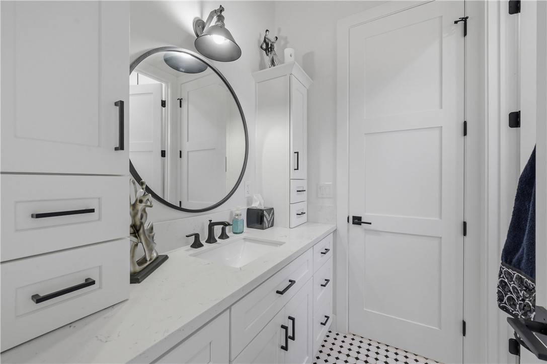 2717 Port Isabel Way