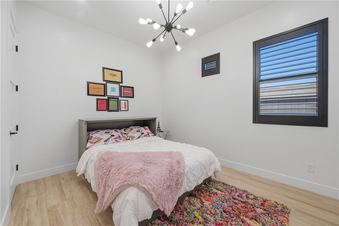 2717 Port Isabel Way
