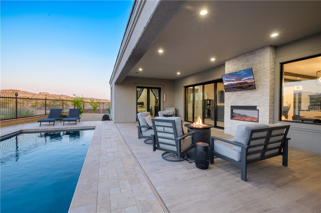 2717 Port Isabel Way
