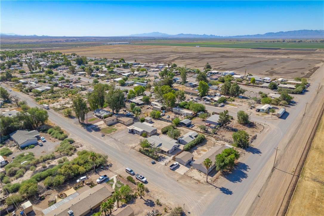 2016 E Hackamore Drive