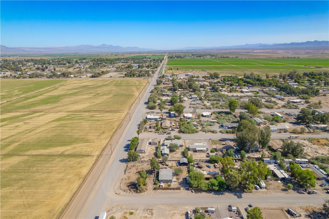 2016 E Hackamore Drive