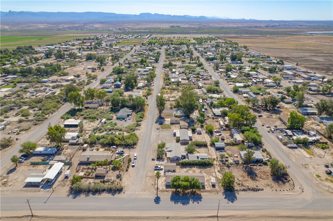 2016 E Hackamore Drive