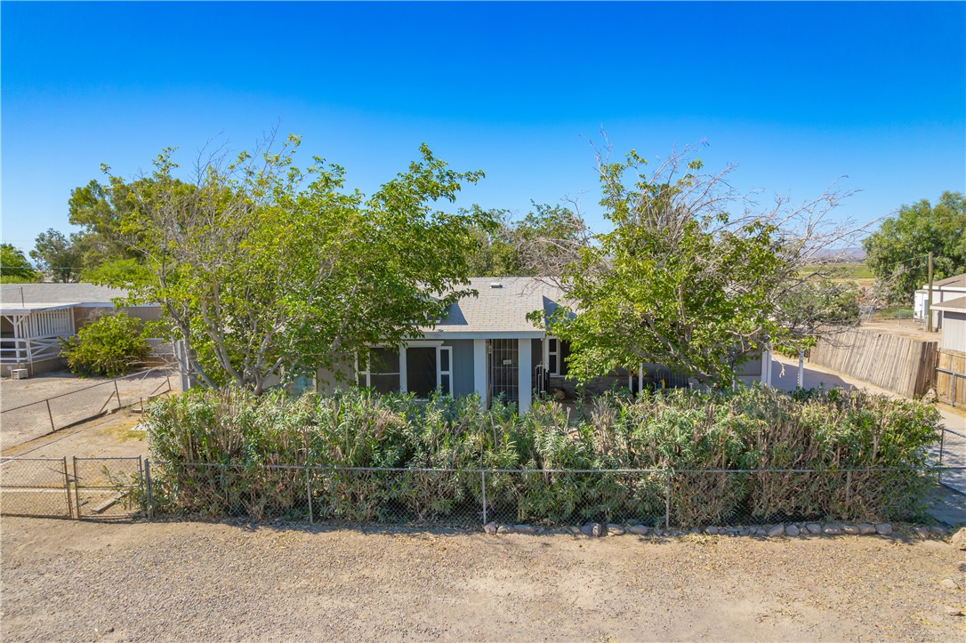 2016 E Hackamore Drive