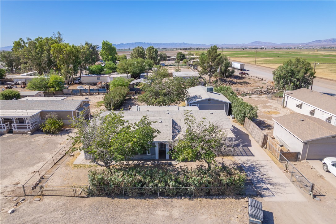 2016 E Hackamore Drive