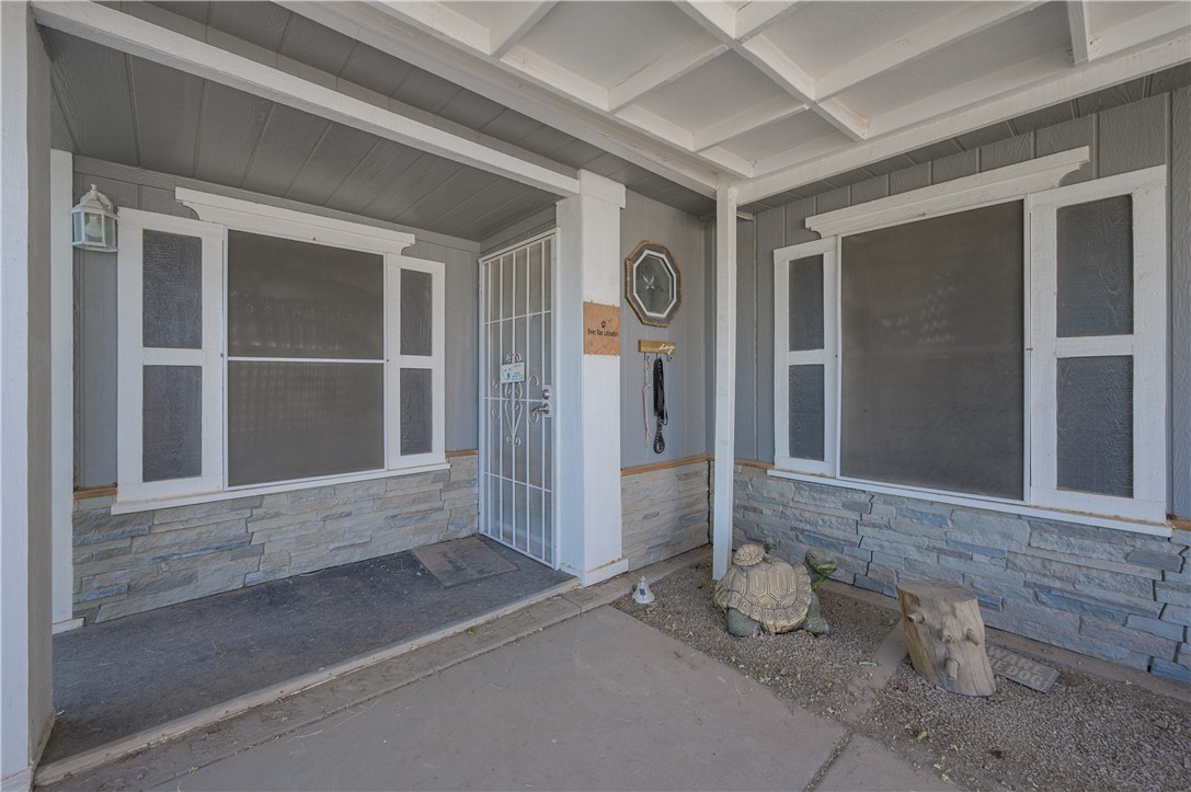 2016 E Hackamore Drive