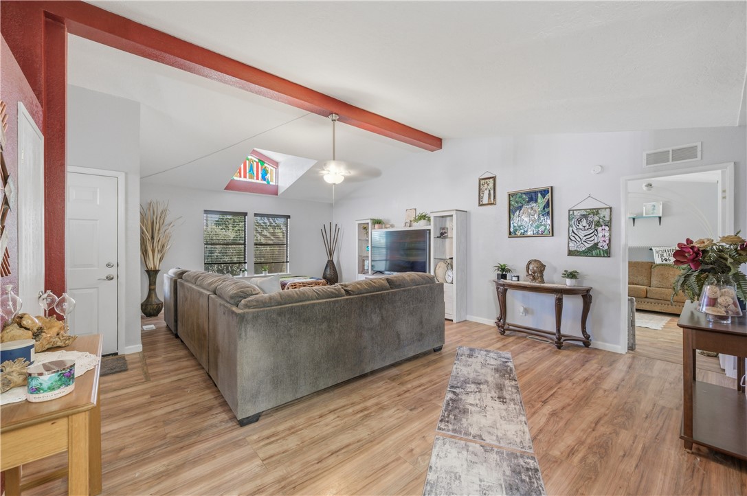 2016 E Hackamore Drive