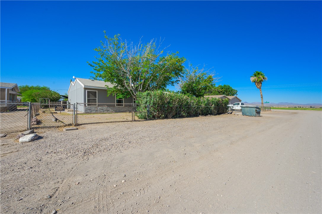 2016 E Hackamore Drive