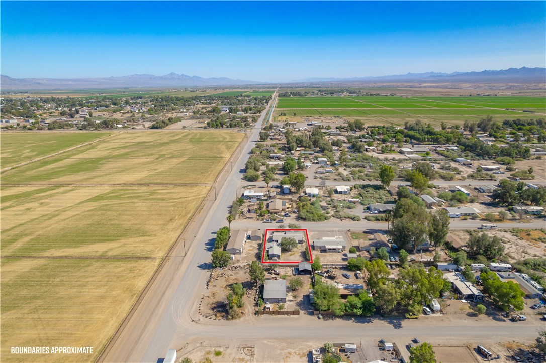 2016 E Hackamore Drive