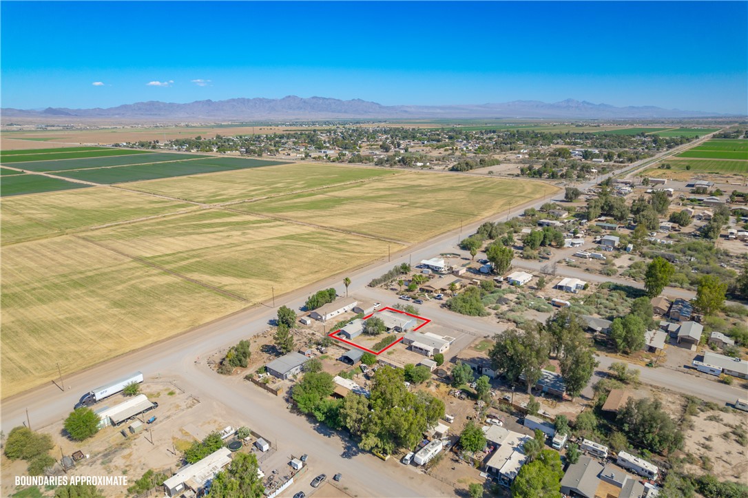 2016 E Hackamore Drive
