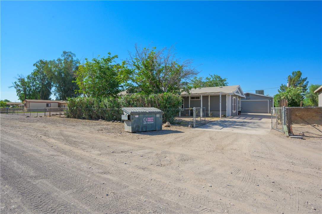 2016 E Hackamore Drive