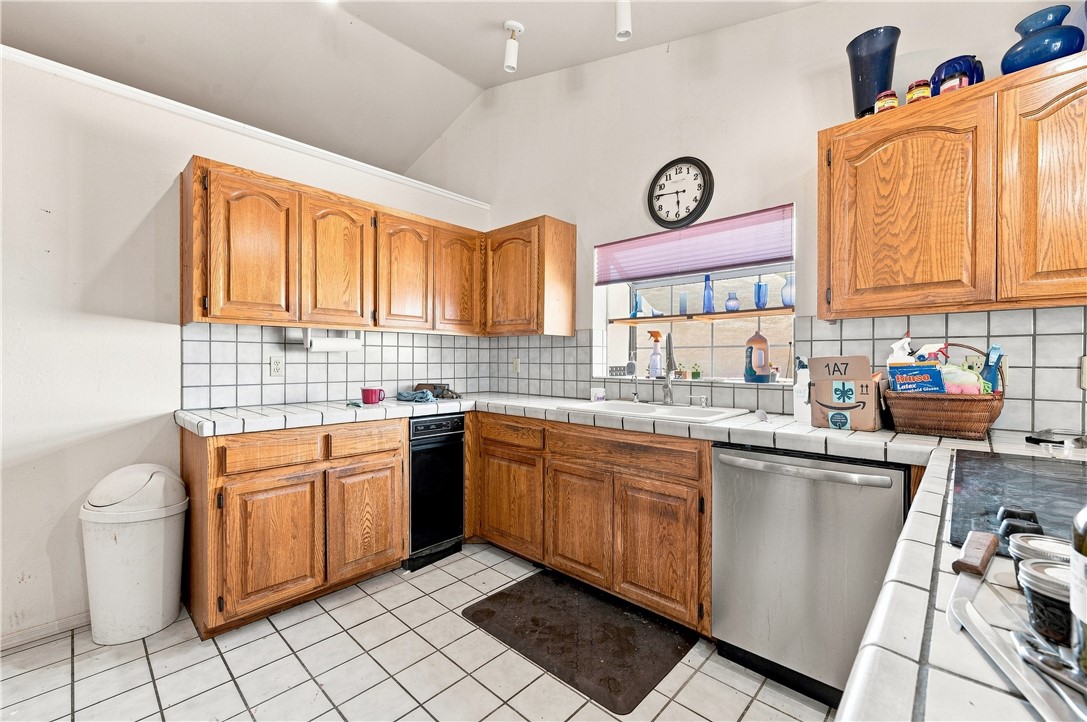 1488 Colina Drive