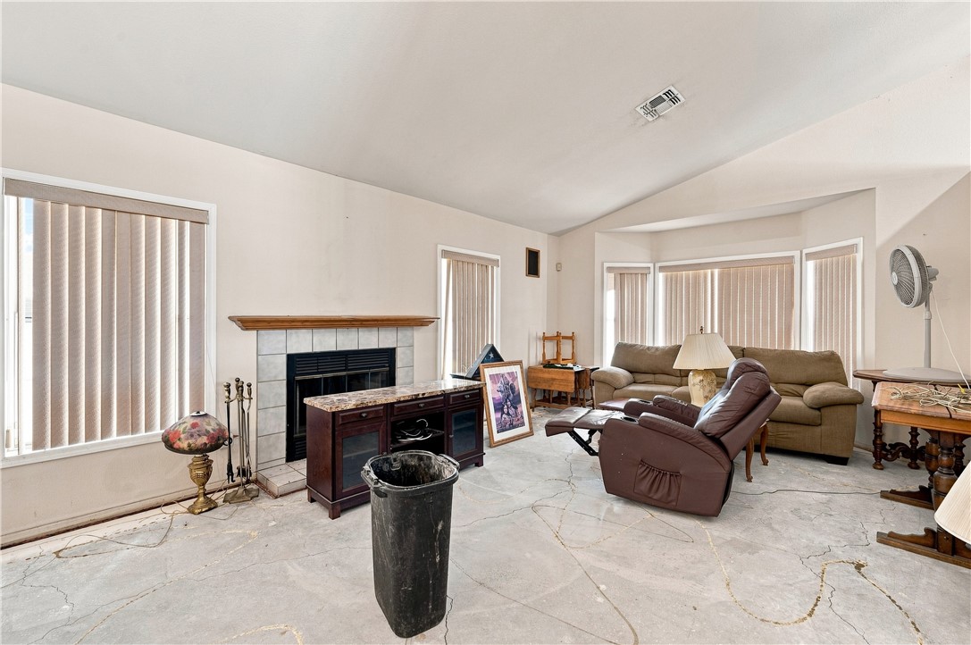 1488 Colina Drive