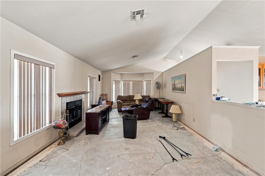 1488 Colina Drive