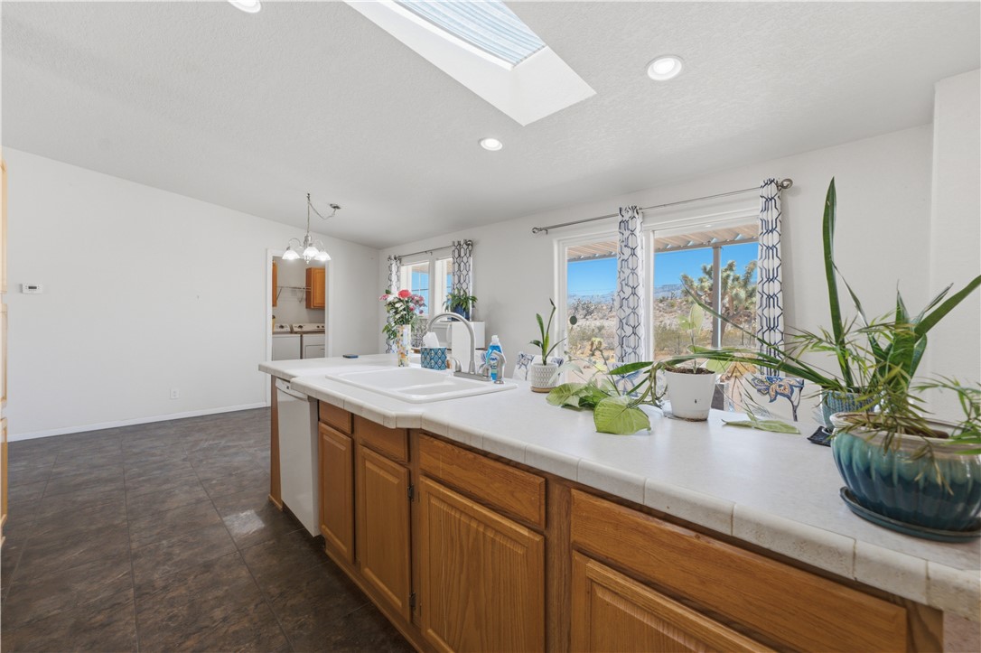 30 W Calico Drive