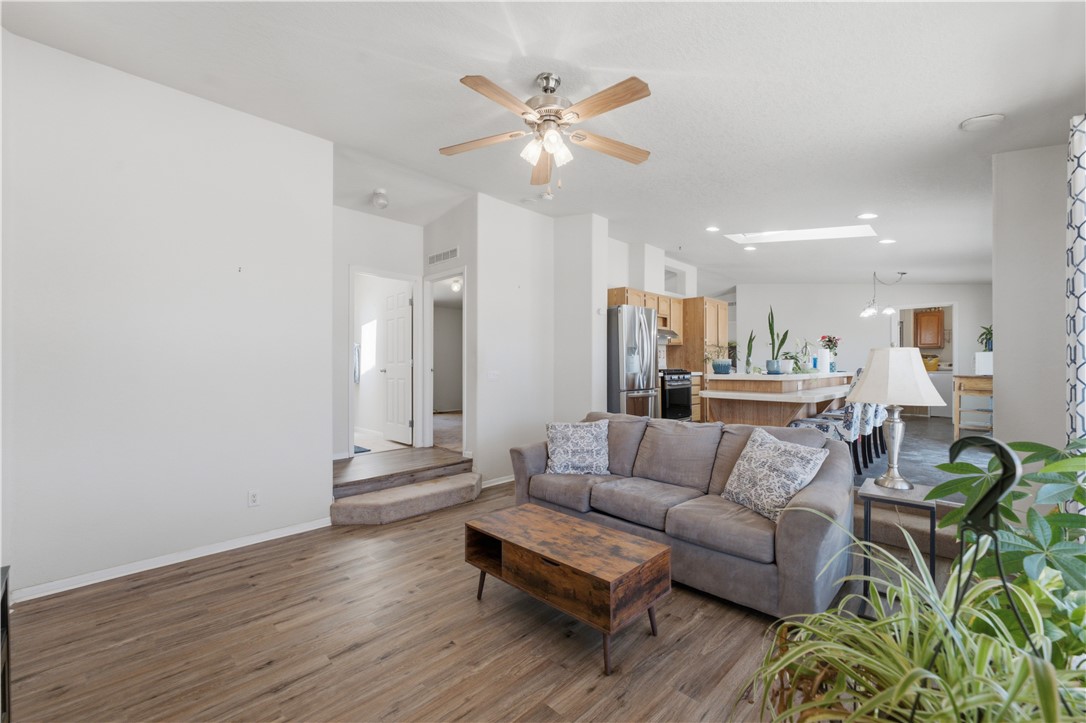 30 W Calico Drive