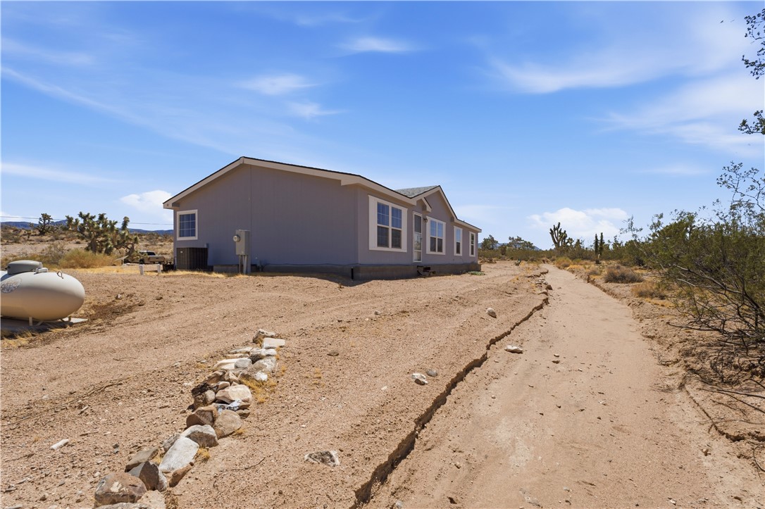 30 W Calico Drive