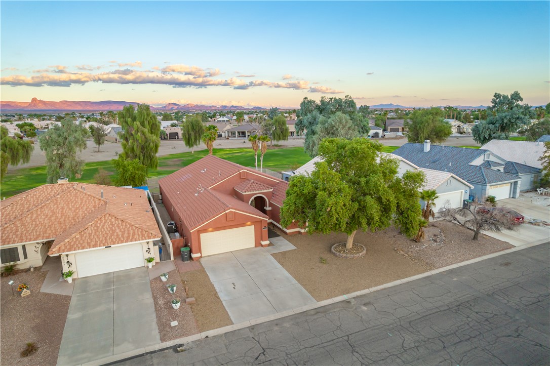 5708 S Desert Lakes Drive