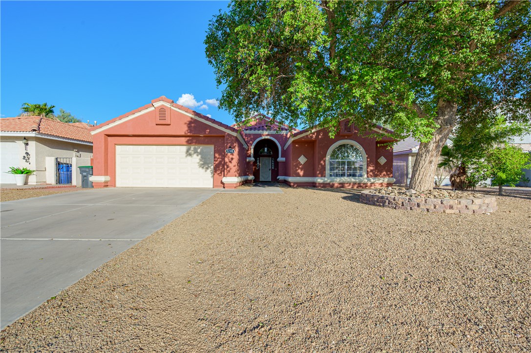 5708 S Desert Lakes Drive
