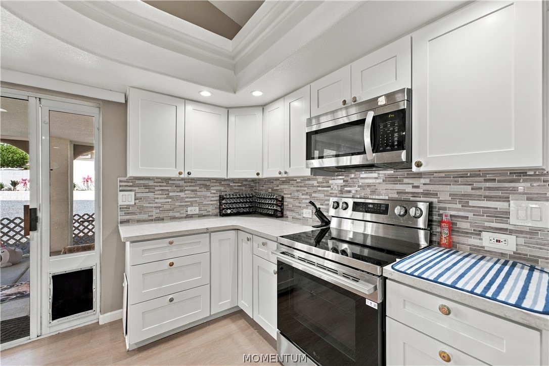 1208 E Cactus Valley Drive