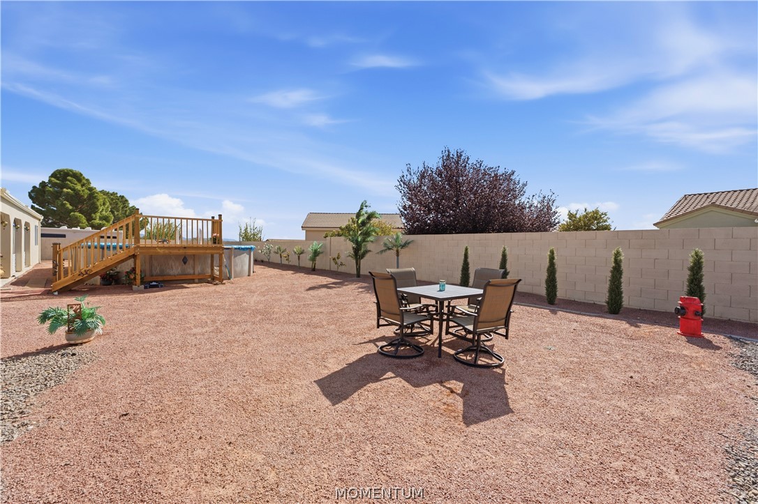 1208 E Cactus Valley Drive