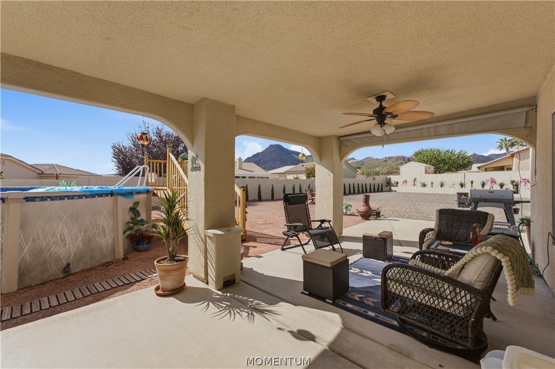 1208 E Cactus Valley Drive