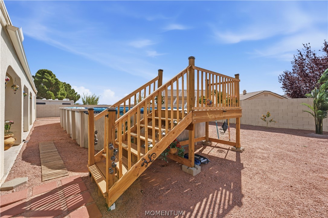 1208 E Cactus Valley Drive