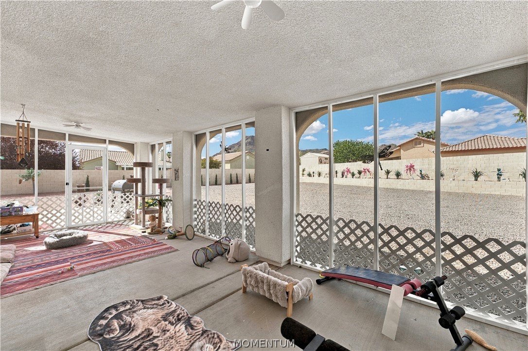 1208 E Cactus Valley Drive