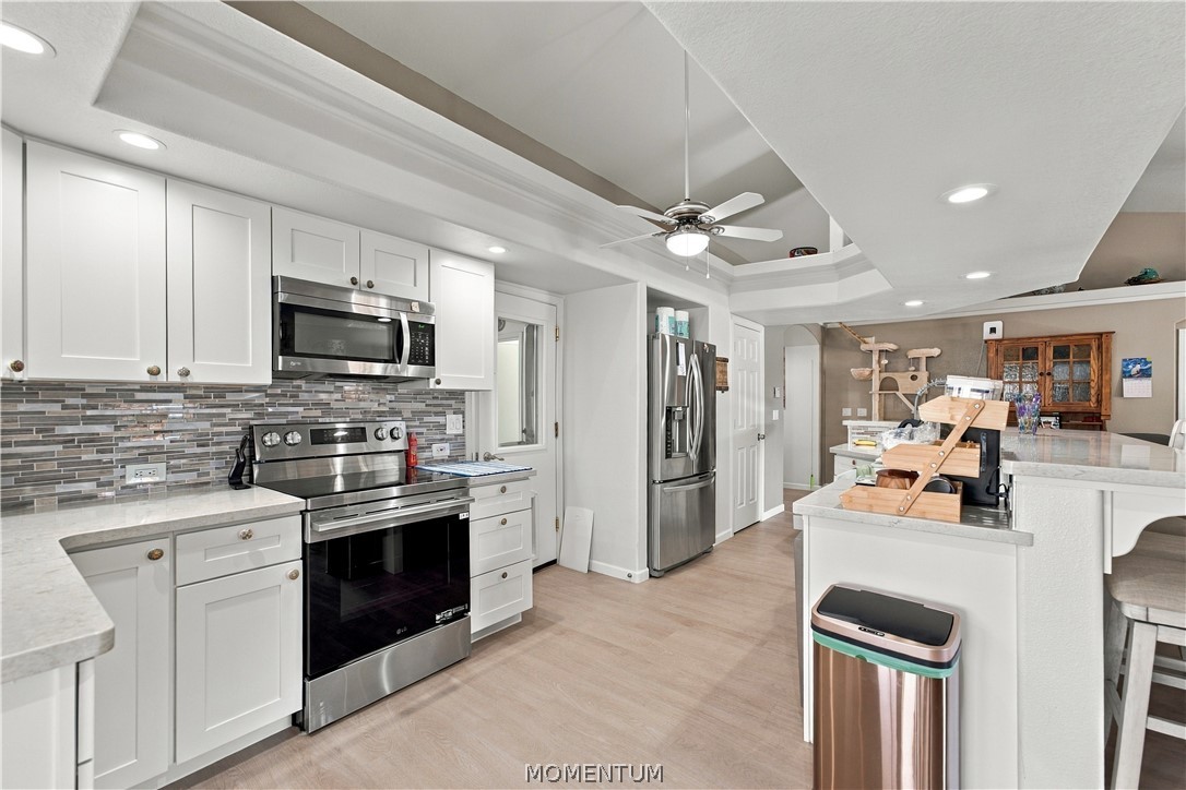 1208 E Cactus Valley Drive