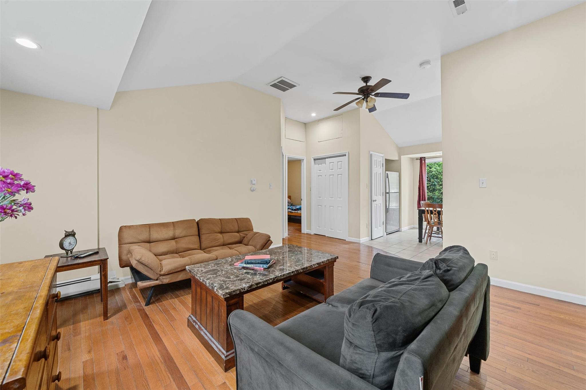 22 Claremont Trail