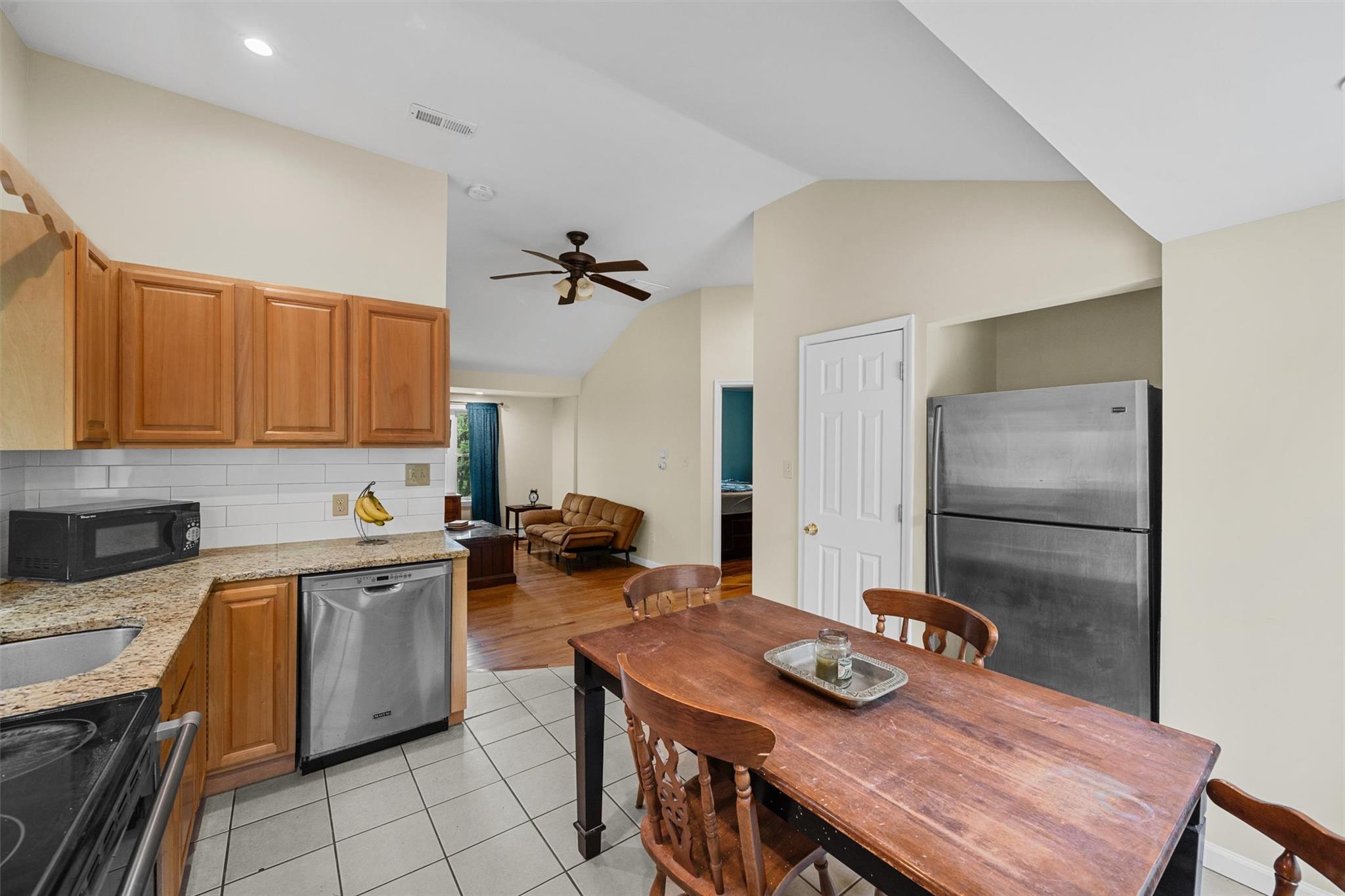 22 Claremont Trail