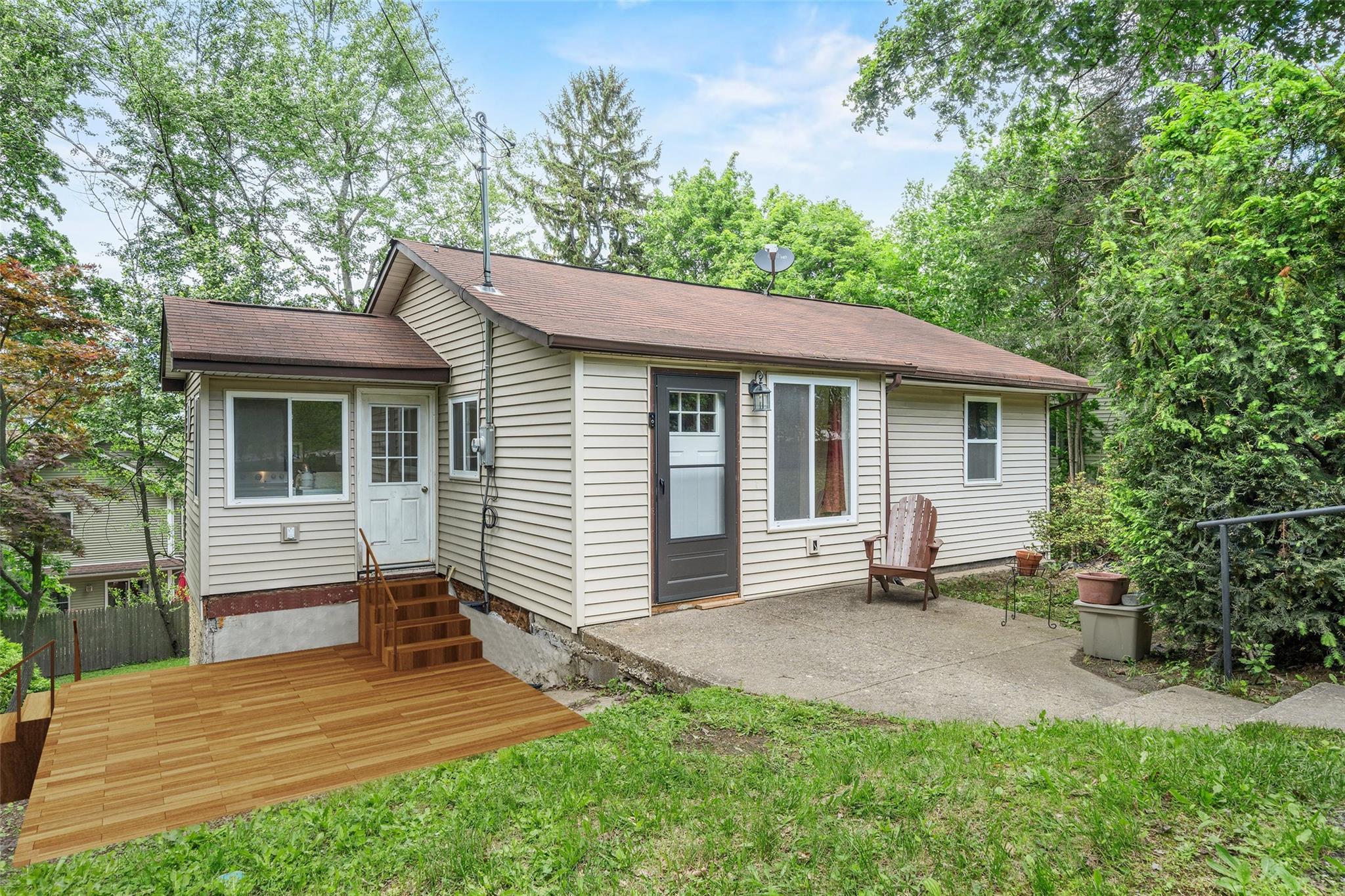 22 Claremont Trail