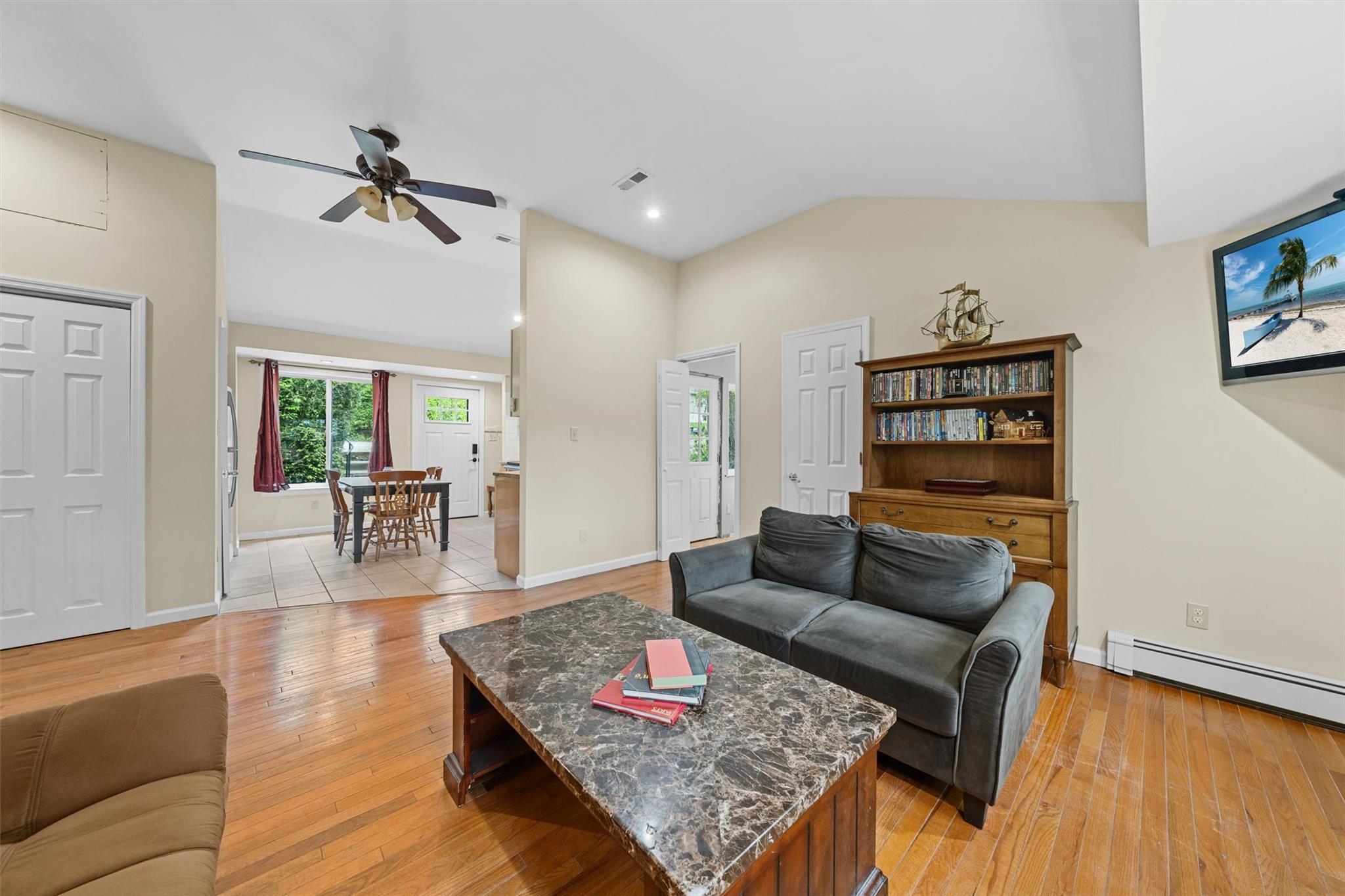 22 Claremont Trail