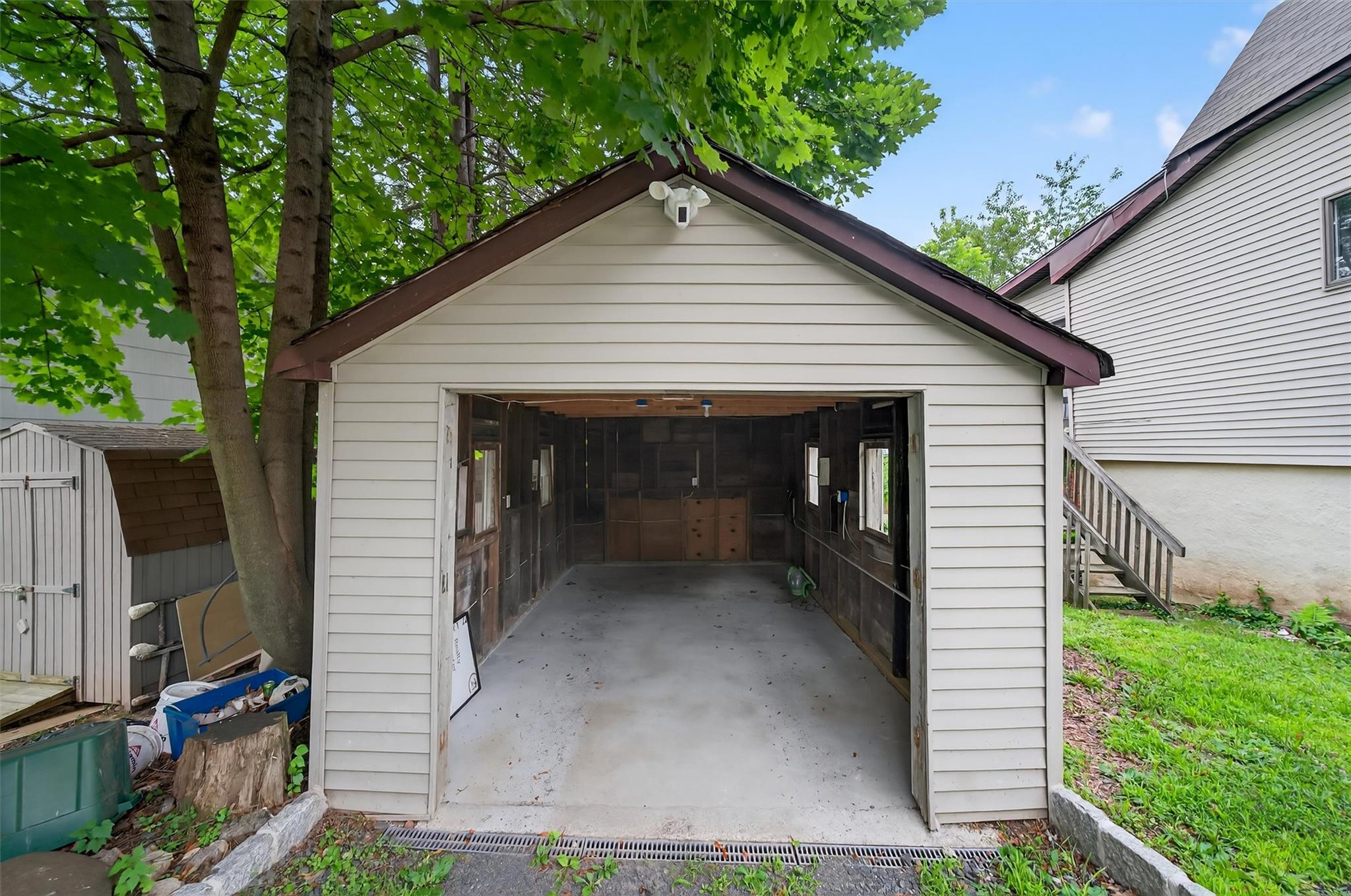 151 Harrison Avenue S