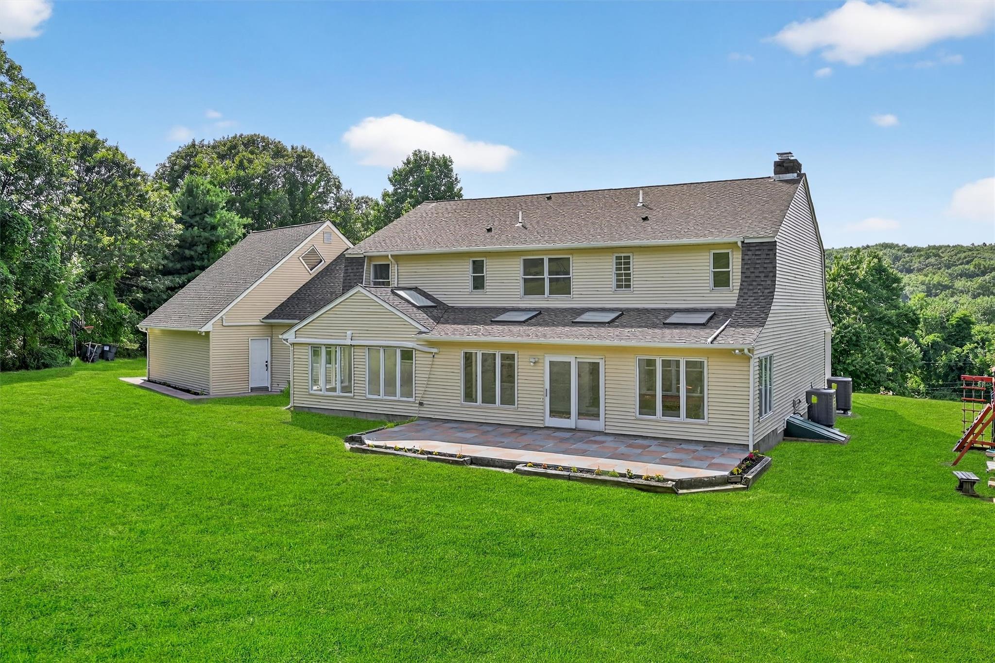 11 Deer Meadow Road