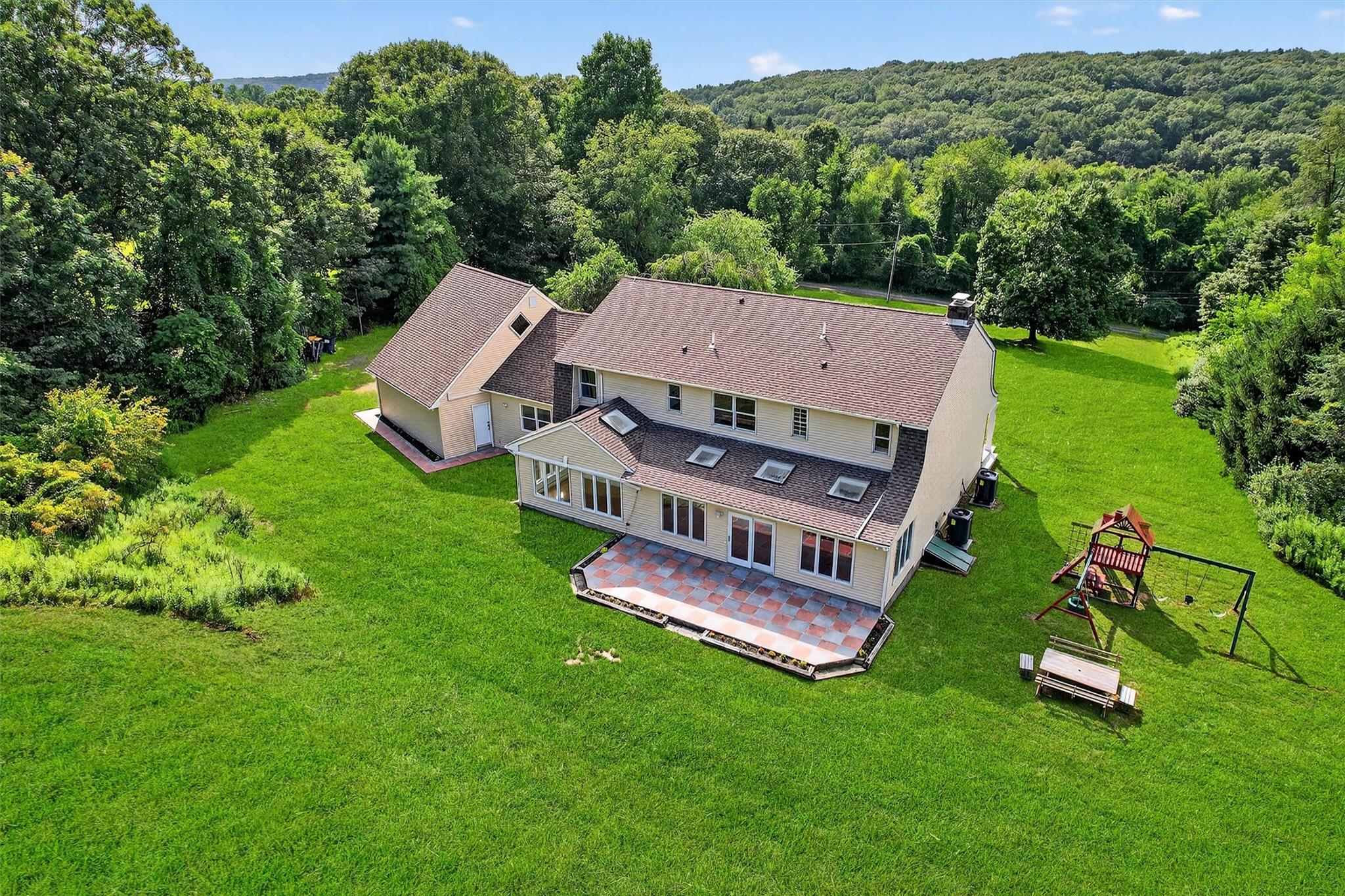 11 Deer Meadow Road
