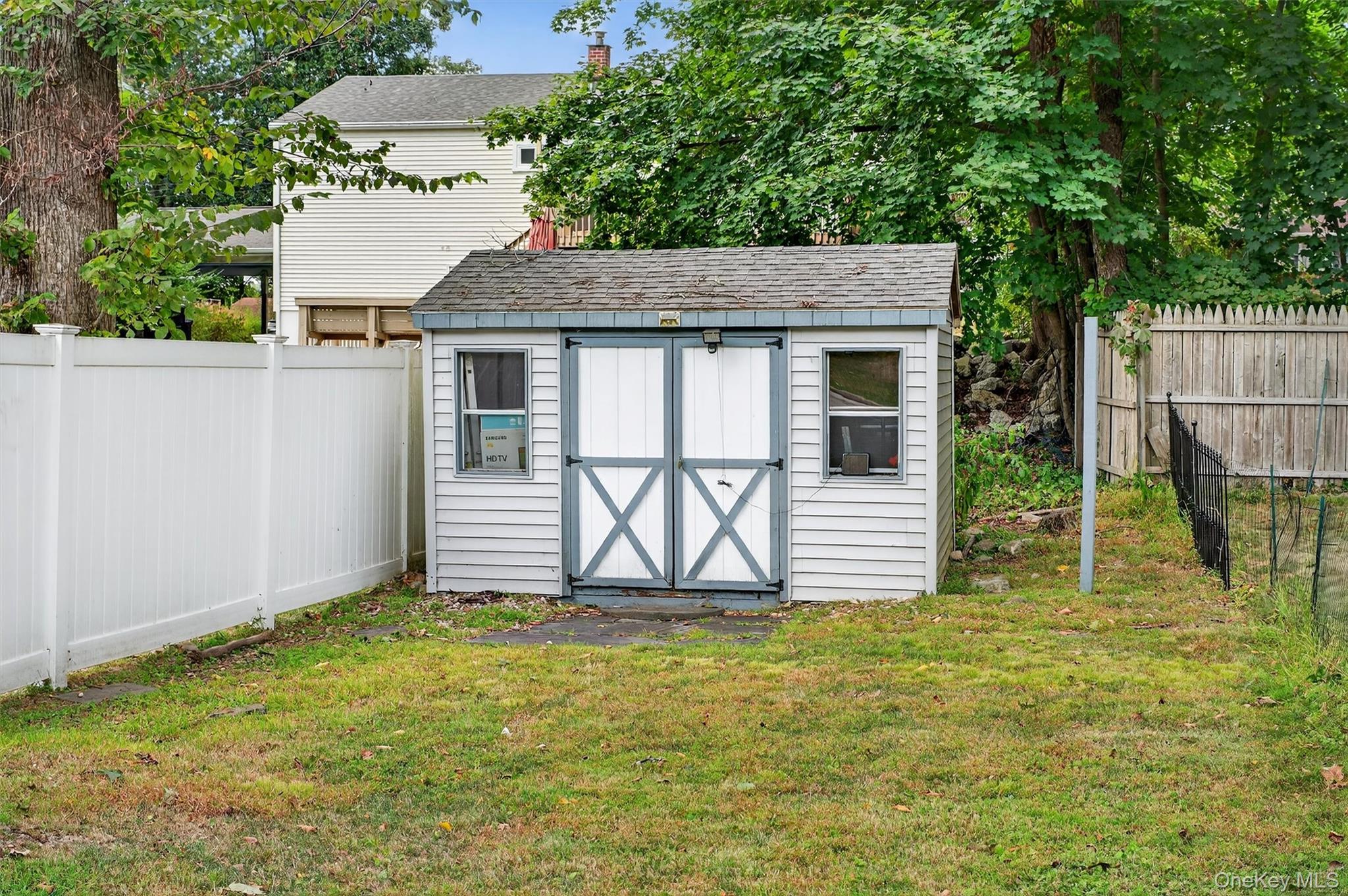 3 Birchwood Drive