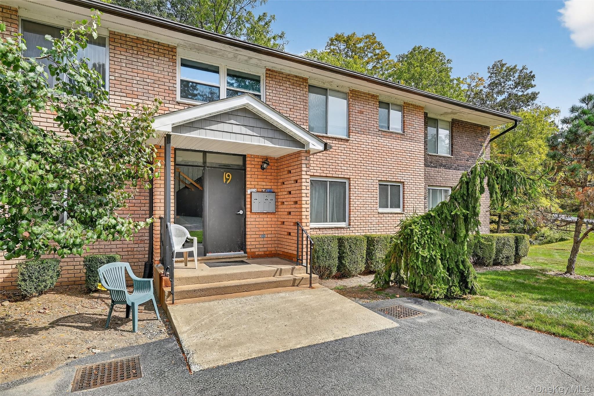 19 Barnett Drive Unit: 2-H