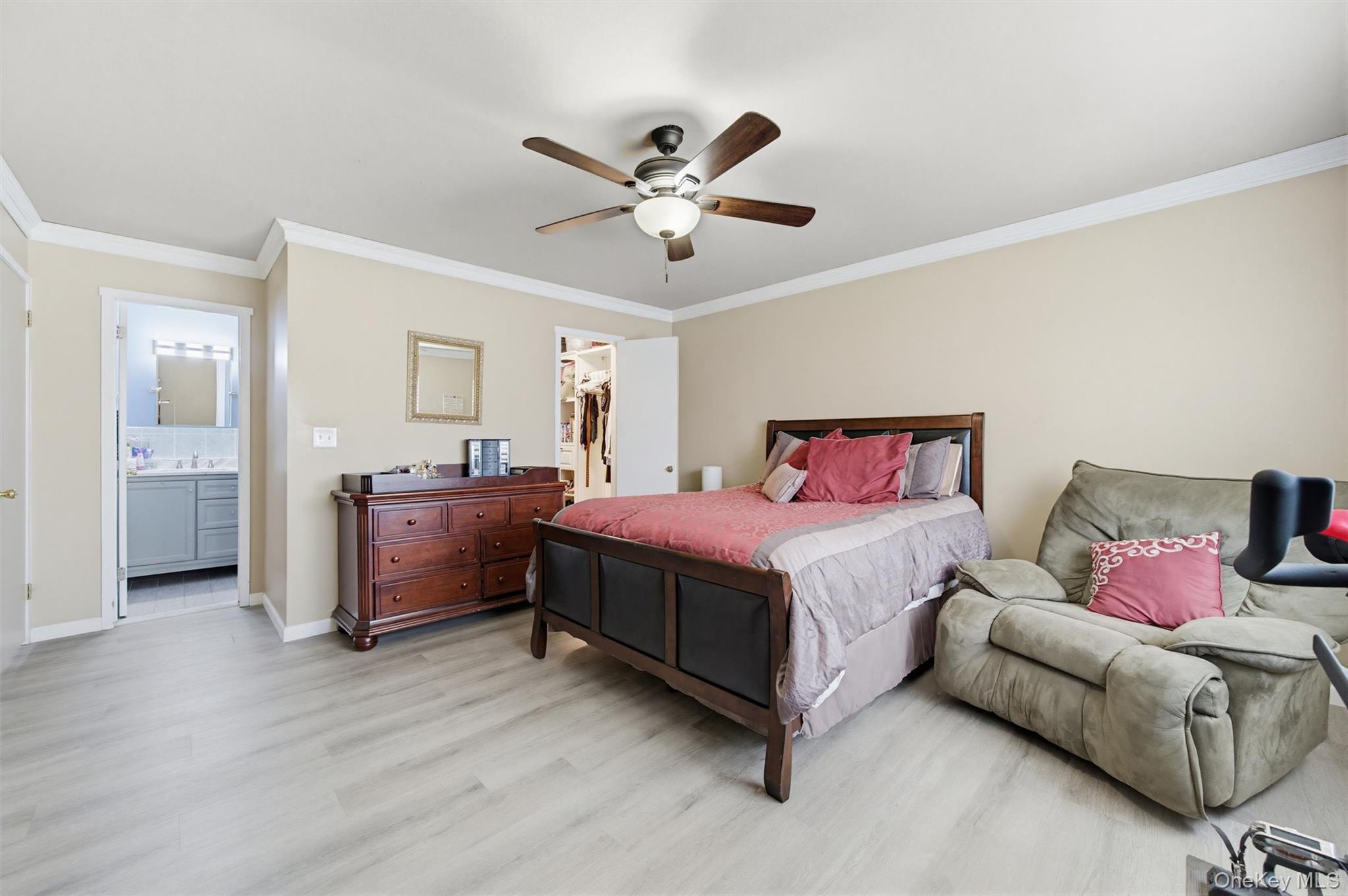 8 Laurel Court