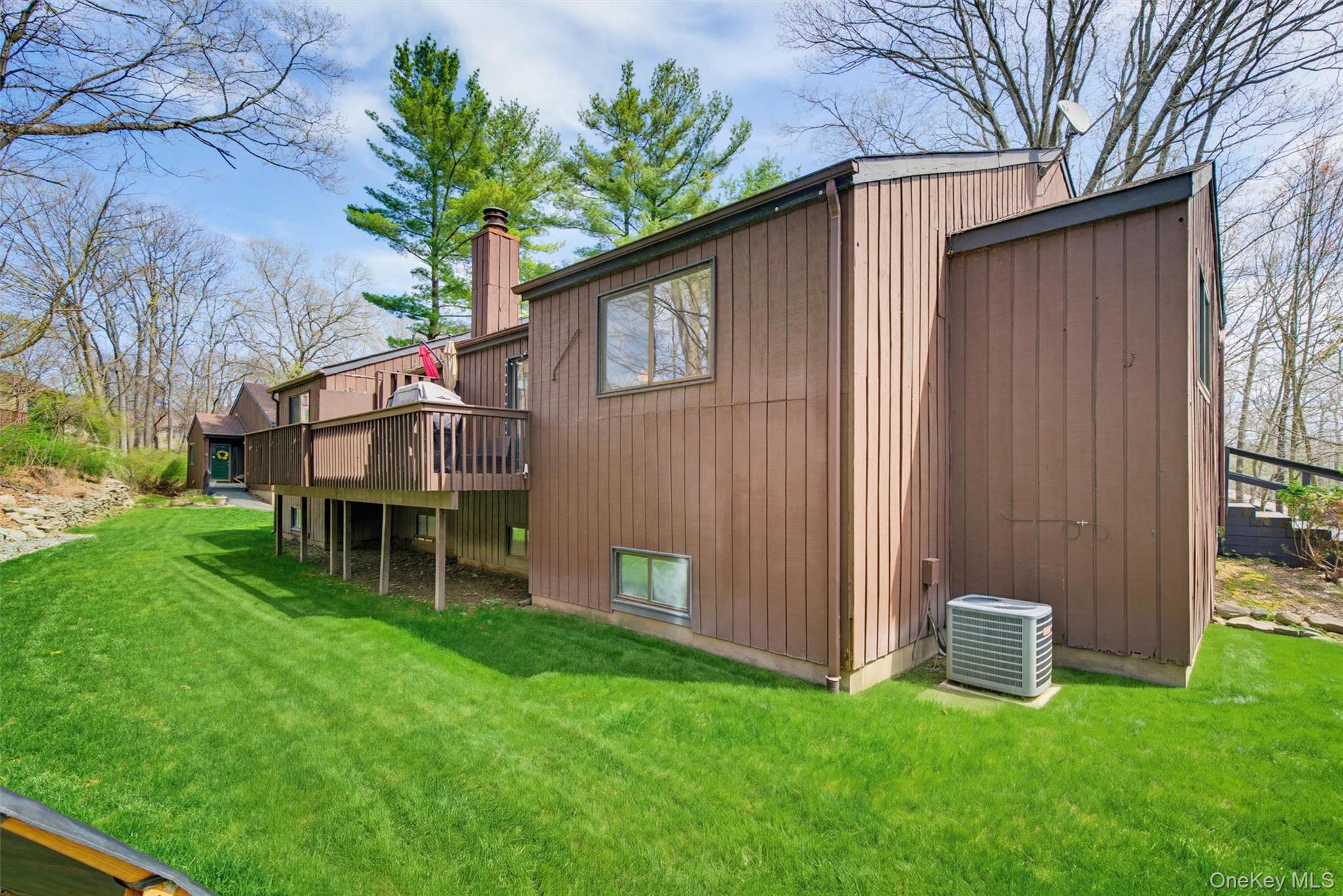 8 Laurel Court