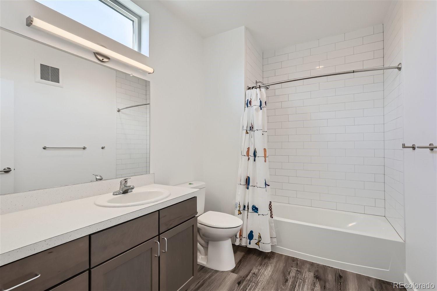 8475 E 36th Avenue Unit: 211